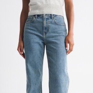 Abercrombie & Fitch Light Curve Love 90s relaxed Blue Straight Leg Jeans